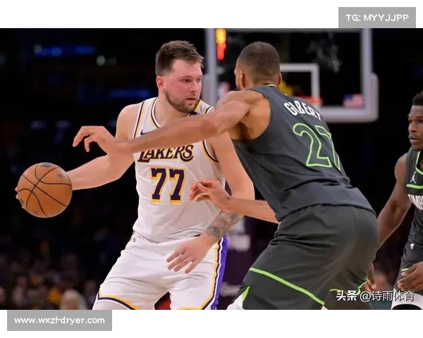 东契奇解析 NBA 得分优势:规则差异释放进攻空间 东契奇解析 NBA 得分优势:规则差异释放进攻空间
