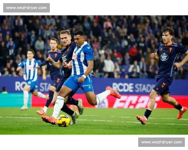 巴萨分期求购霍安遭拒 西班牙人铁心死敌交易